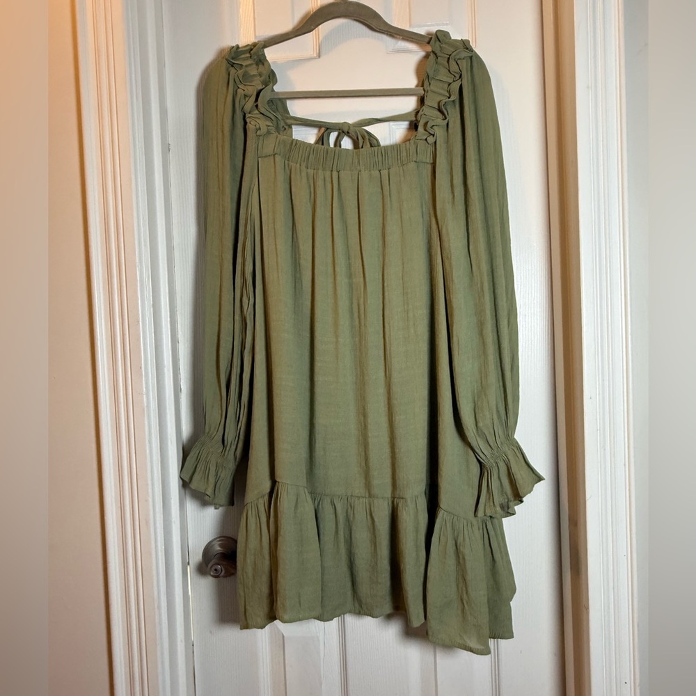Flowy BOHO by the river Anthropologie Hippie Vibe  Sage Green Dress Ruffled POET